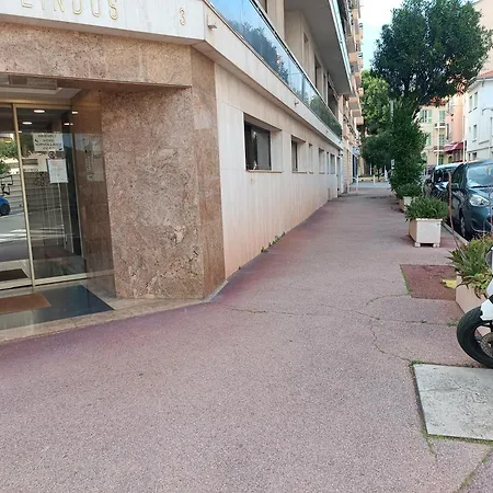 Juan-les-pins Centre Appartement Antibes